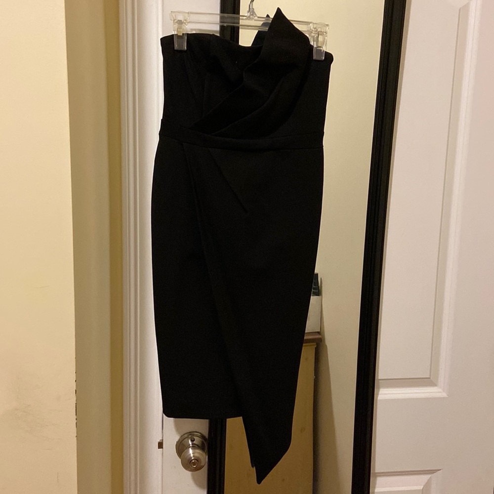 Strapless black lulus dress